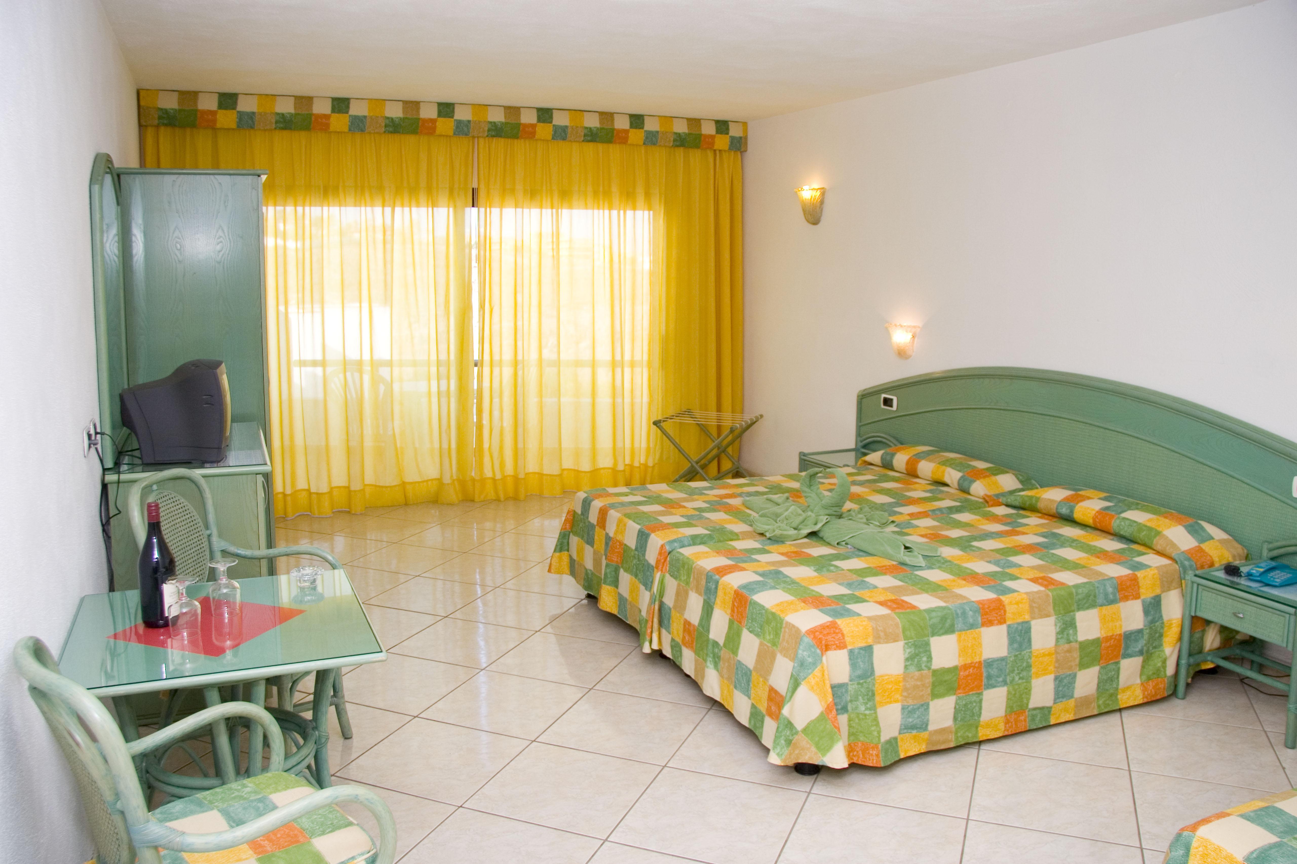 Aparthotel Esquinzo Y Monte Del Mar Playa De Esquinzo Екстер'єр фото