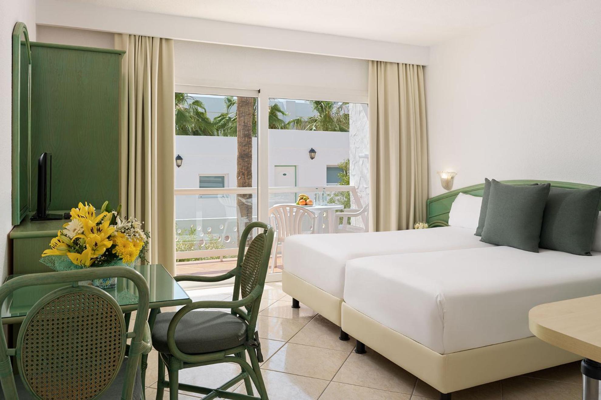 Aparthotel Esquinzo Y Monte Del Mar Playa De Esquinzo Екстер'єр фото